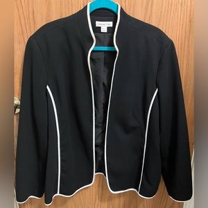 Coldwater Creek 20-22 black tailored jacket white piping